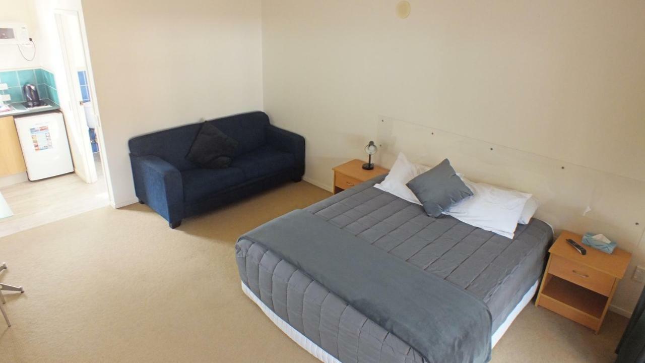 Bay Adventurer Backpackers & Apartments Paihia Exterior photo